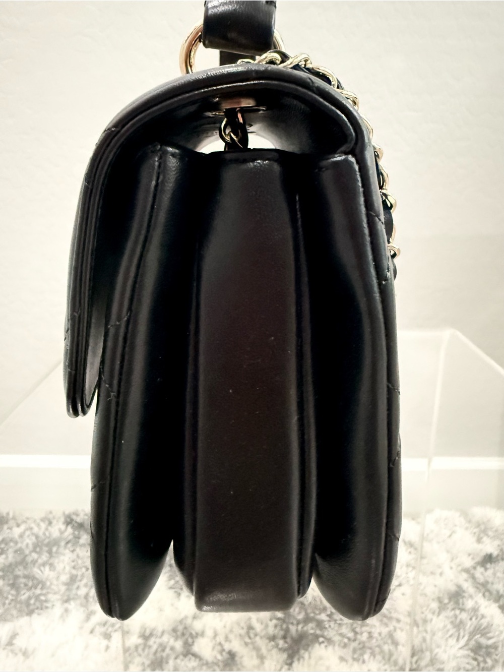 New CHANEL Trendy CC Black Quilted - Small - Picture 4 of 9